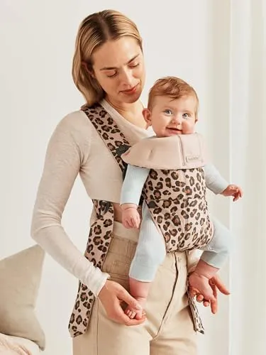 BabyBjörn Baby Carrier Mini – Adjustable, Easy-to-Use Ergonomic Carrier for Newborns and Infants (7-24 lbs)