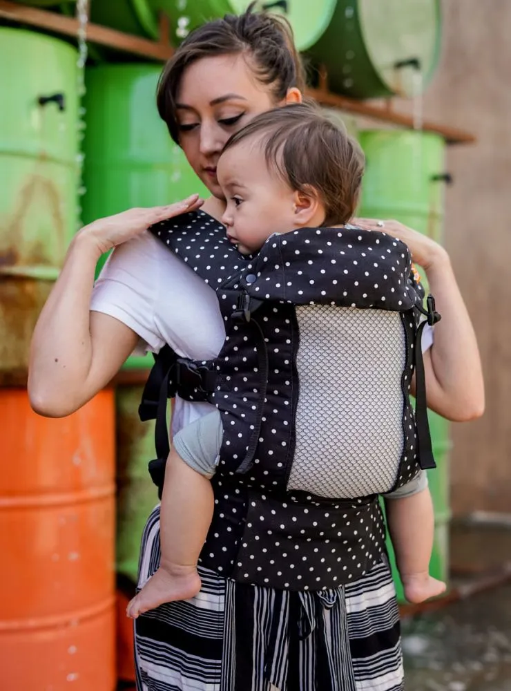 Beco 8 Baby Carrier Iris - One Year Warranty