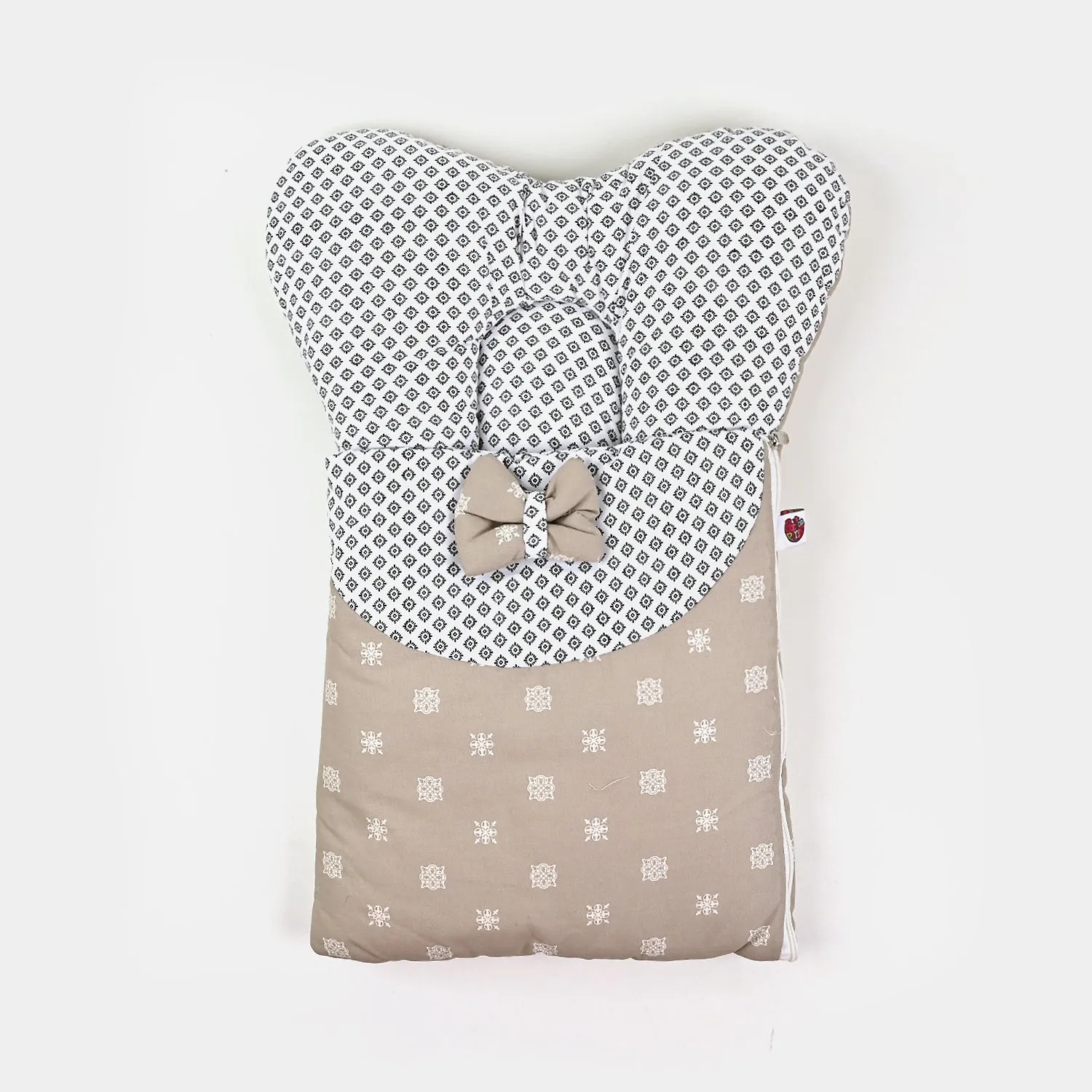 Carry Nest Heart Printed Brown & White