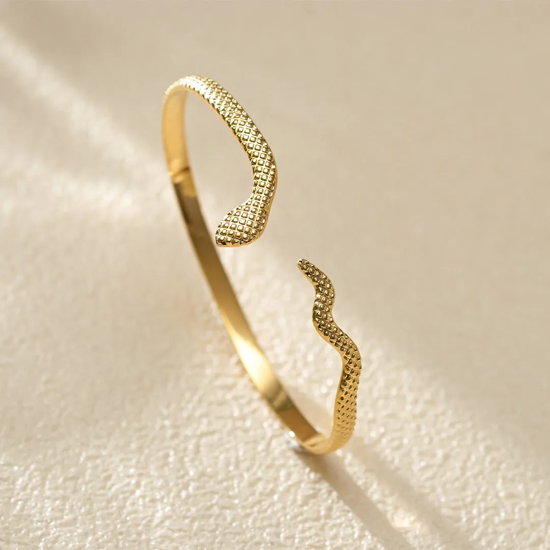 Chic Serpentine bracelet