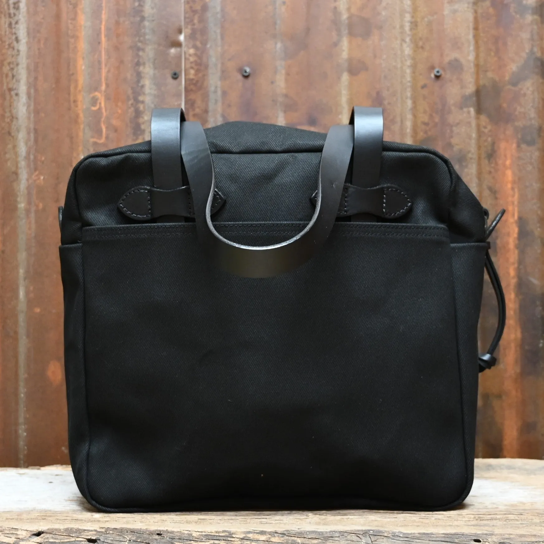 Filson Small Zipper Tote Bag in Black