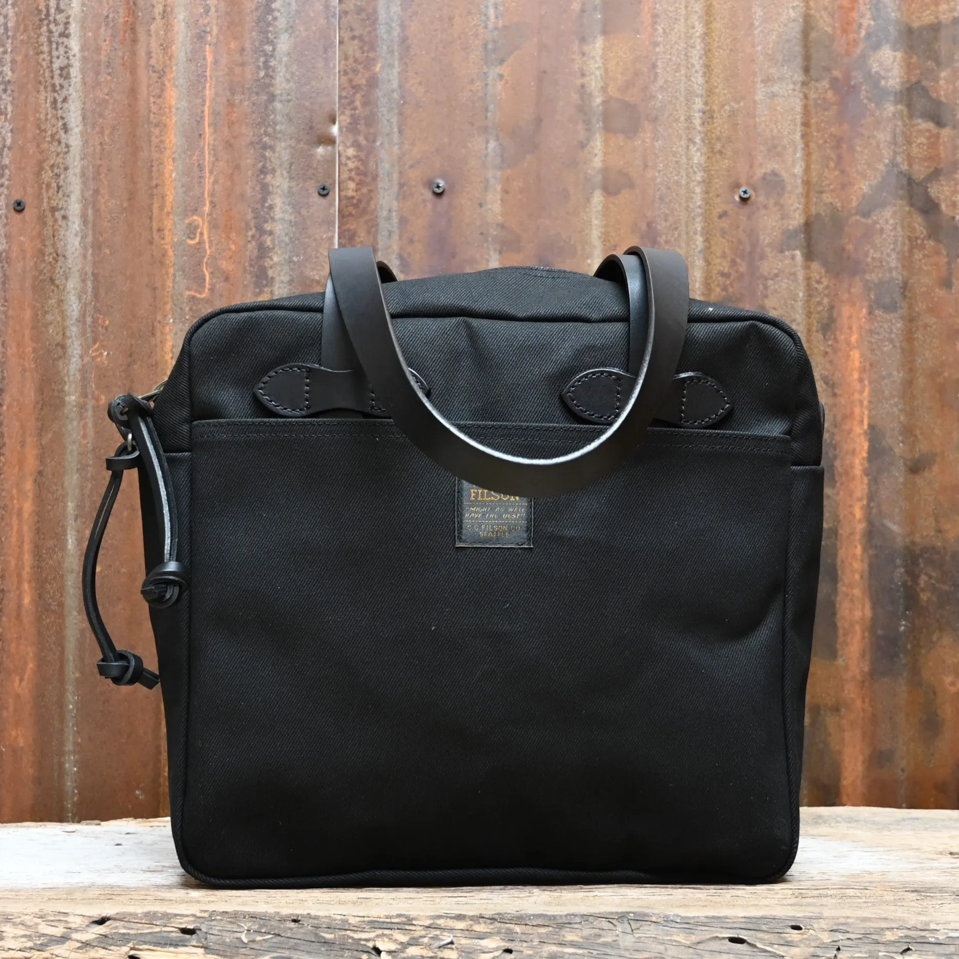 Filson Small Zipper Tote Bag in Black