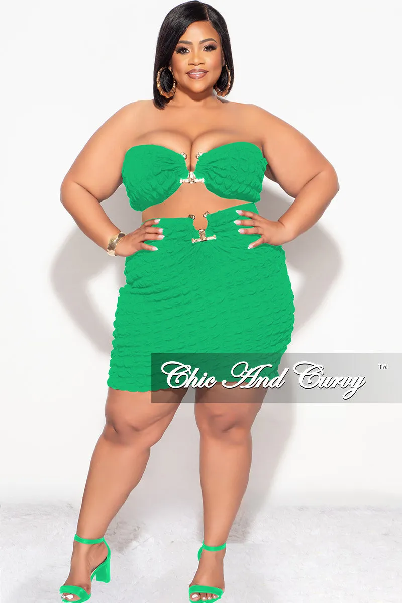 Final Sale Plus Size 2pc Honeycomb Texture Strapless Top and Skirt Set in Green