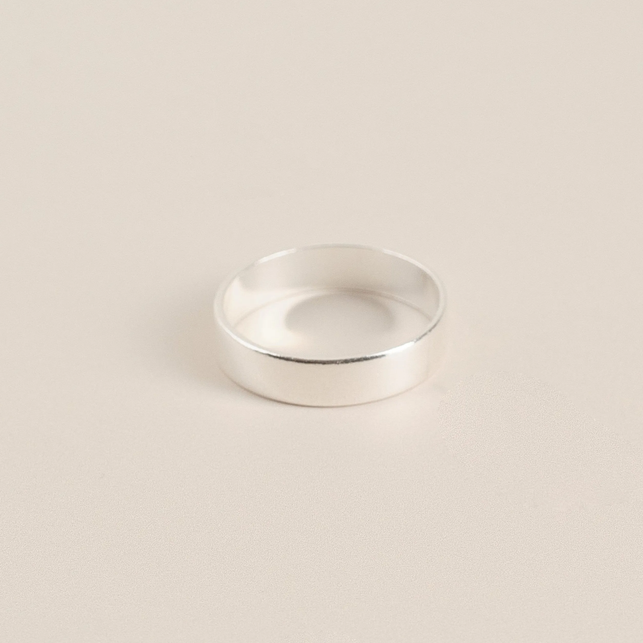 Flat 999 Plain Ring 4mm N