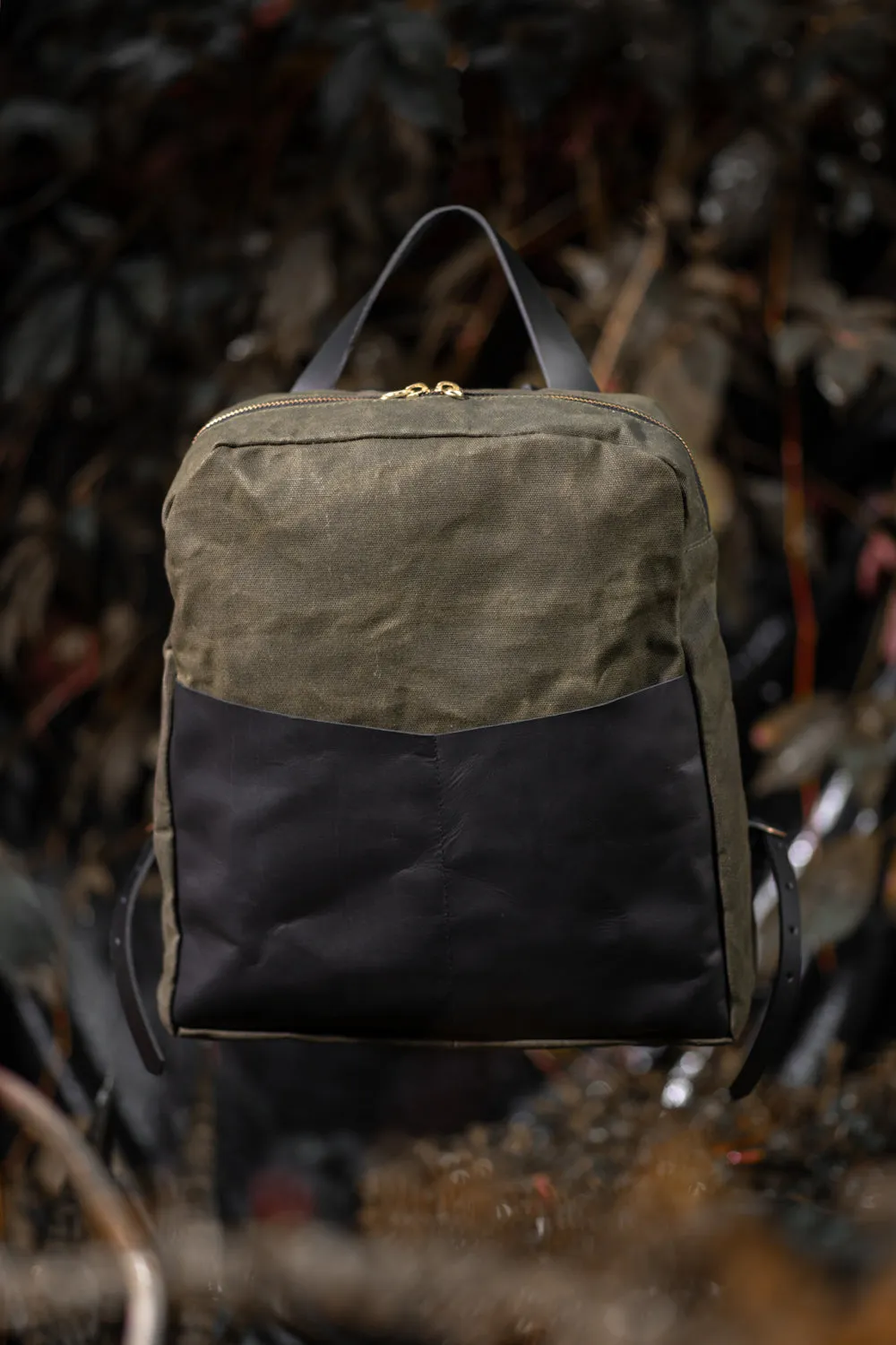 Leather and waxed coton backpack GILFORD model