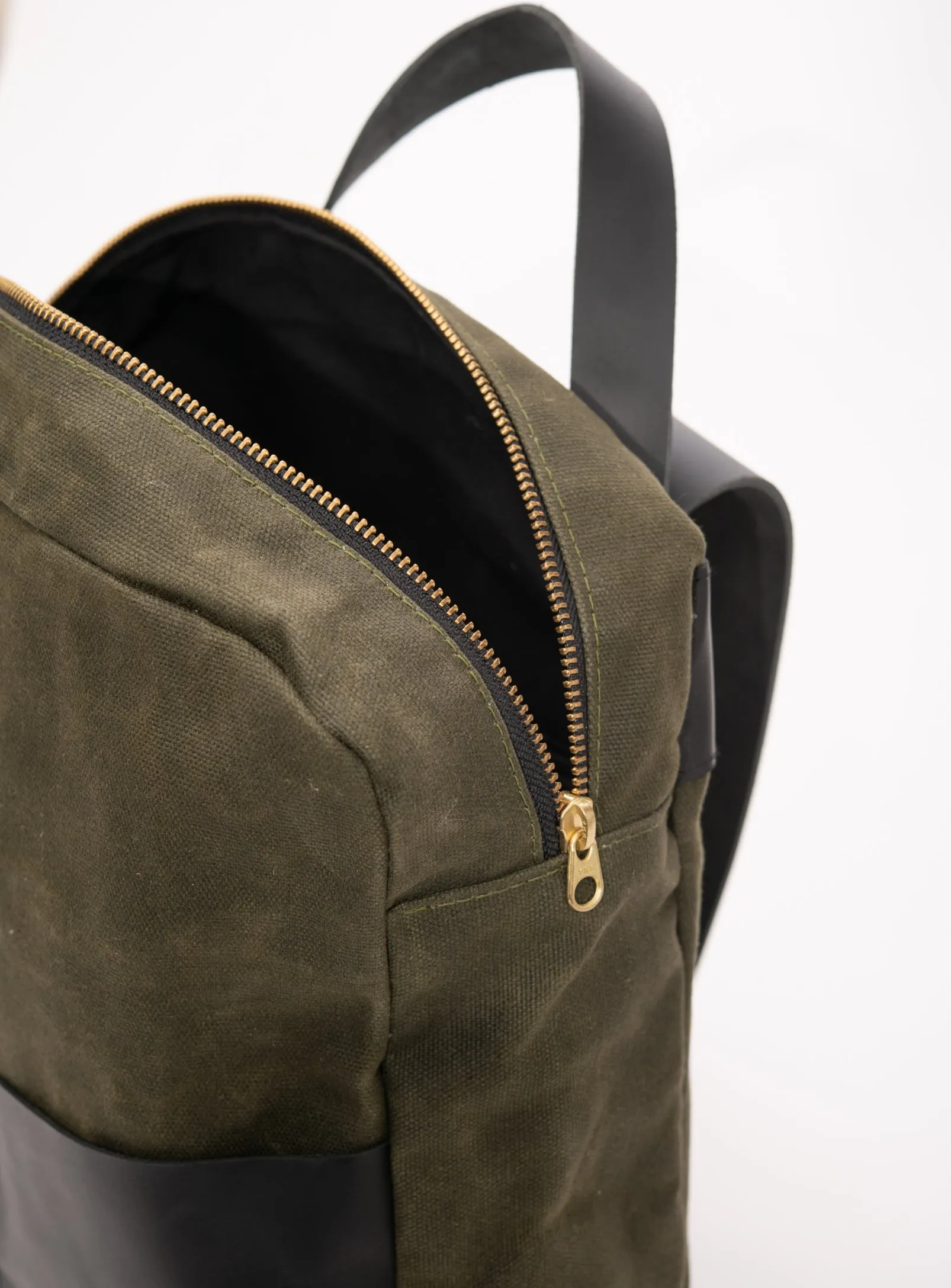 Leather and waxed coton backpack GILFORD model