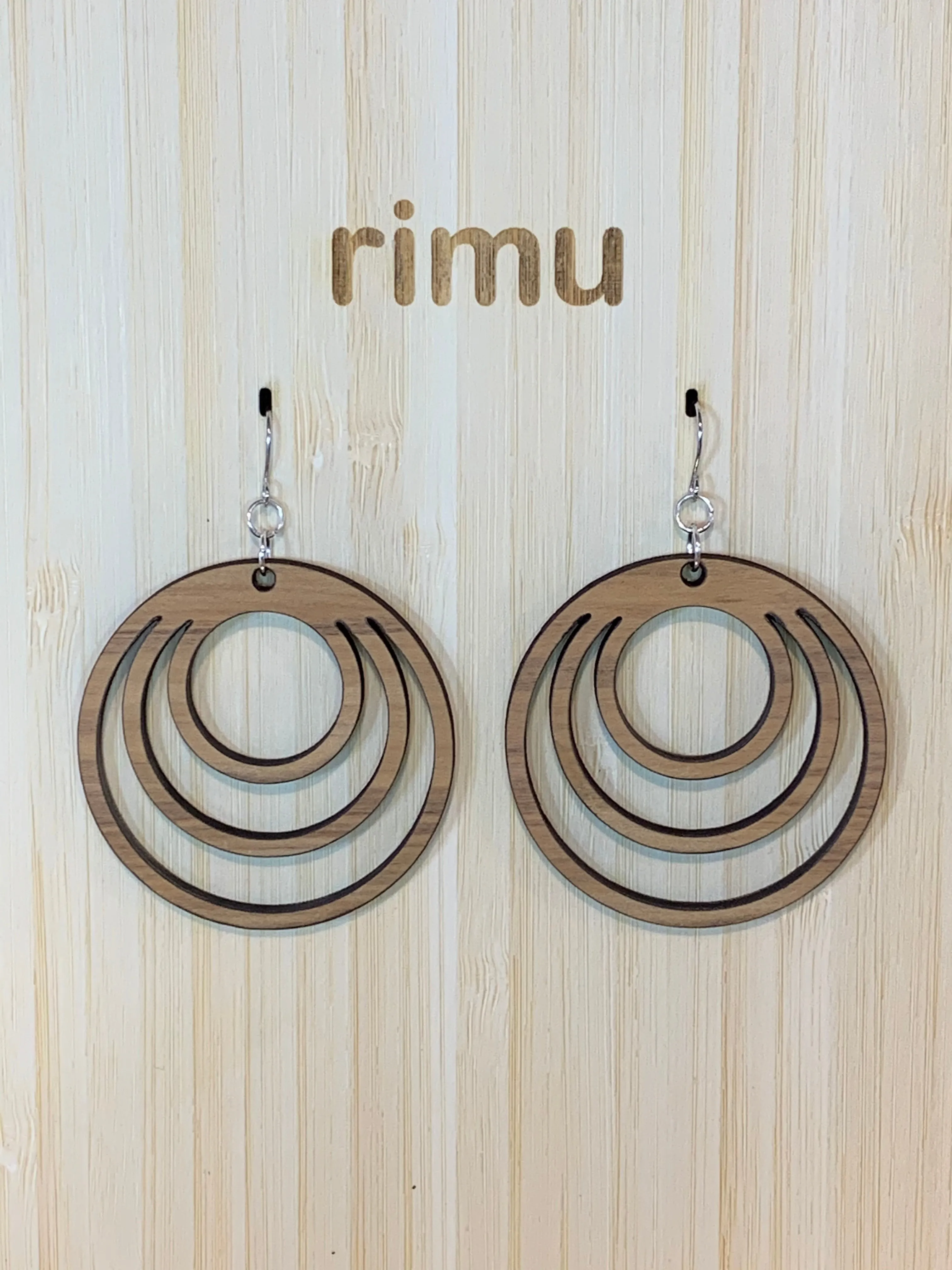 Rimu Earrings - Ruakaka