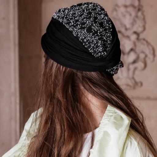 Spotted Black Turban