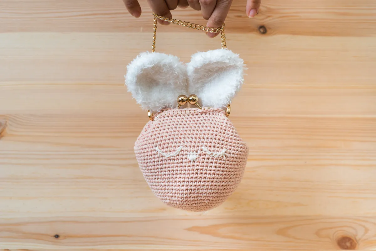 The Dainty Purse Amigurumi Pattern & Kit