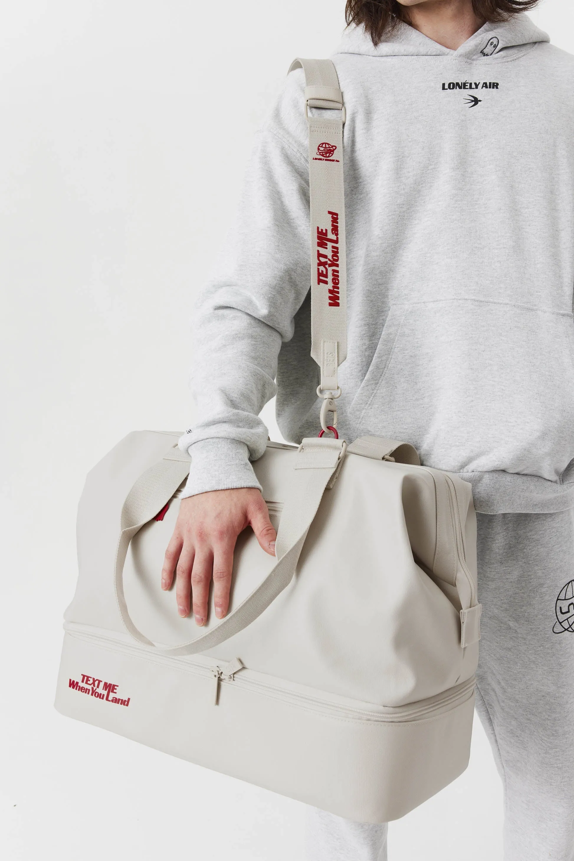 The Shoulder Strap in Ghost White